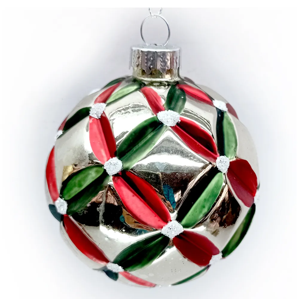 Hot Christmas Forever ORN GLASS BALL 3″ SILVER EMBOSSED RED & GRREN NET PATTERN
